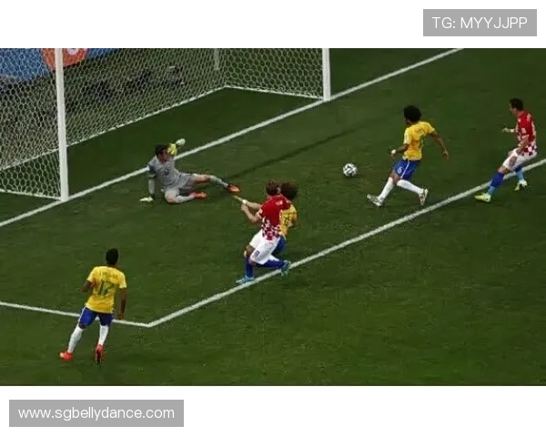 《五大囧时刻朗尼激情脱衣庆祝吃到黄牌 下一秒VAR改判越位进球无效》